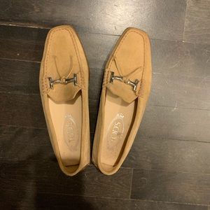 Beige tod’s size 38